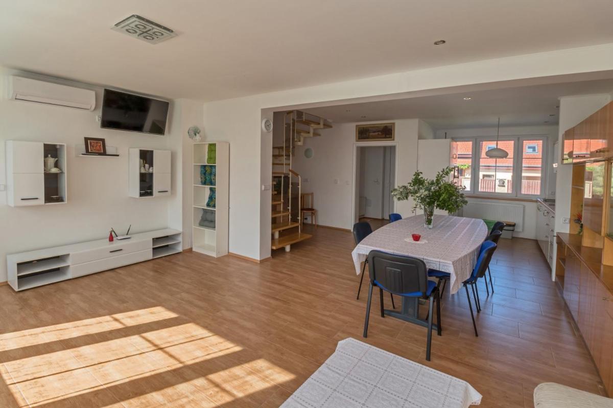 Garden Apartment